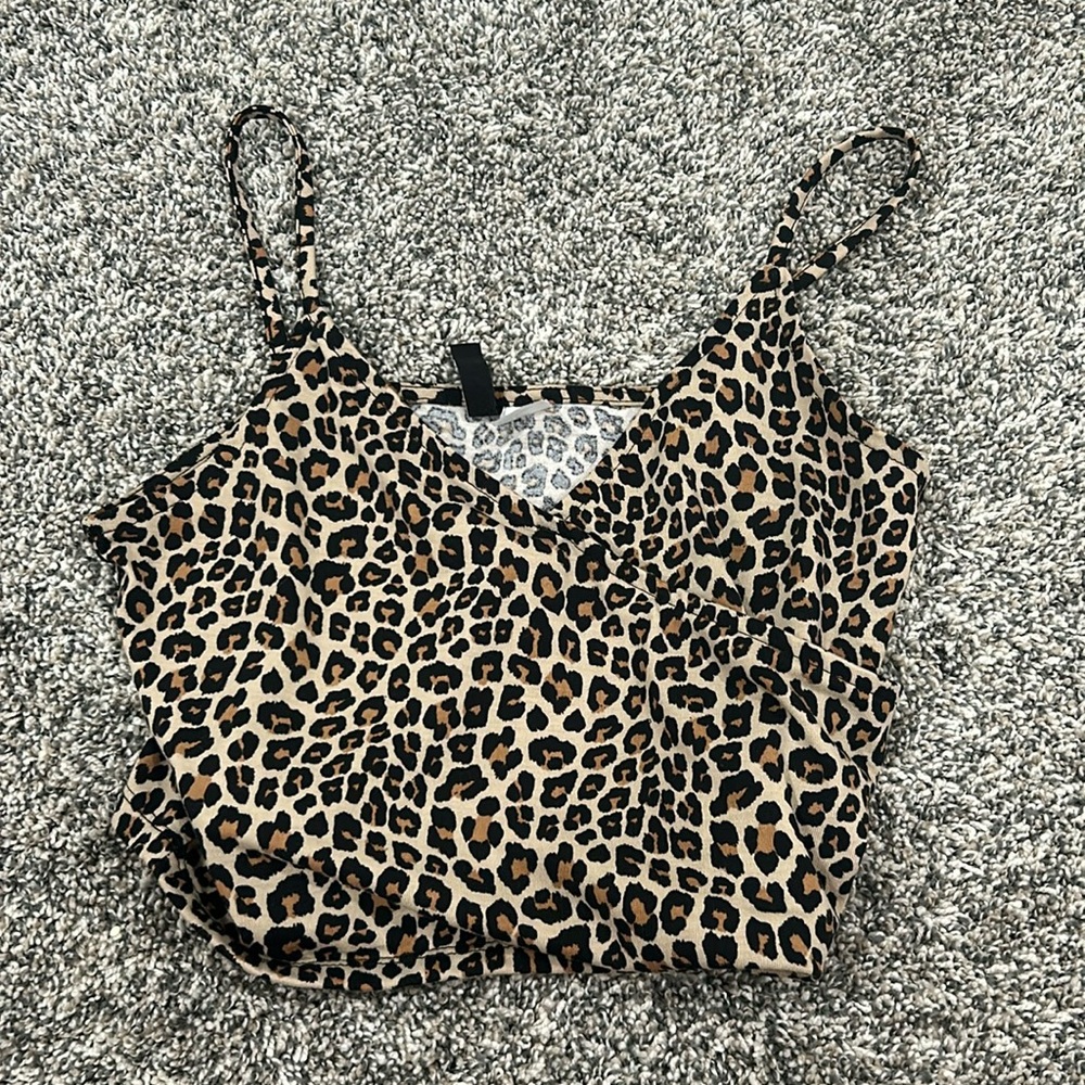 women’s tank